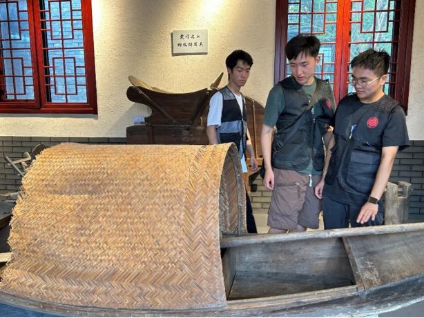 ƺӺƵǻ޽ɽѧСΡʵŲι۴ػƺ鲩