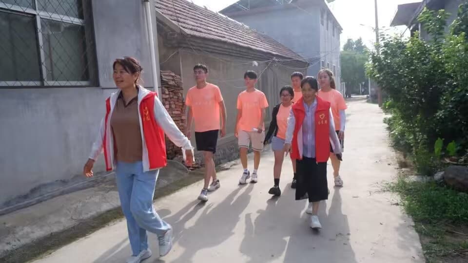 ɽѧʵţϵճˣ߷οů