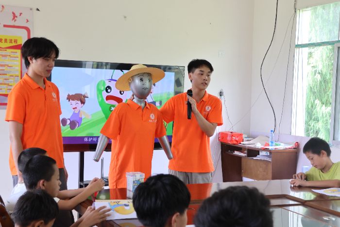 ػɳɫȫ Ϫش塰ϵǣţůĿչ