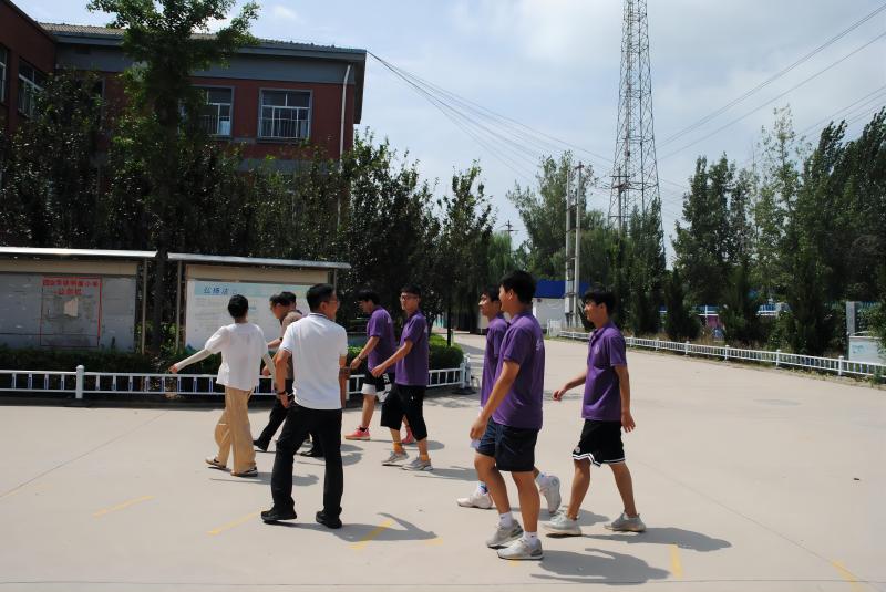 괫а;񳯹ػŨͨ복ѧԺίǲ弪Сѧ