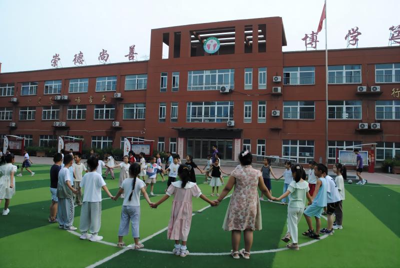 ںϣҰɽѧ֮Сʵſչɫγ