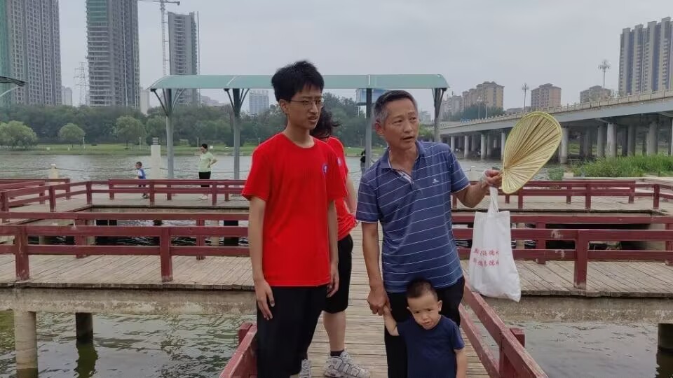 ݽ崨ӹ԰:Ȼгĵ䷶"άƺ"ʵ