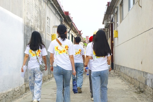 ̤÷ʵأϸʷ衪ɽѧտʵųɫĻемʵ