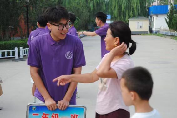 ɽѧ֮СʵӭСѧһΣϴУѰǰ