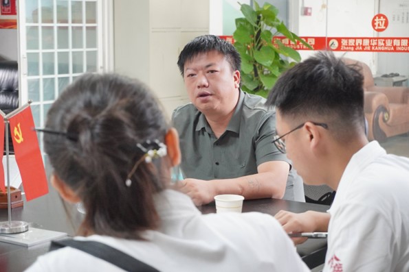 2ba3e8f9be3ef2ce43f01c3ab4d7ed6(1)