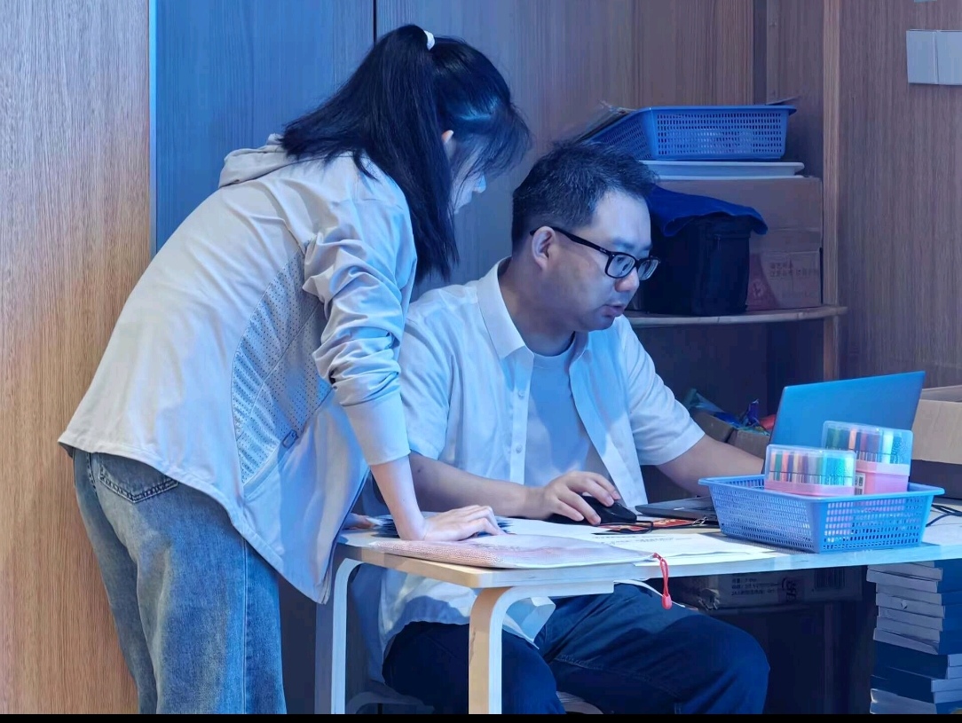 ʵŶ߽ͼݱ Ӣ汾Ķʵվ