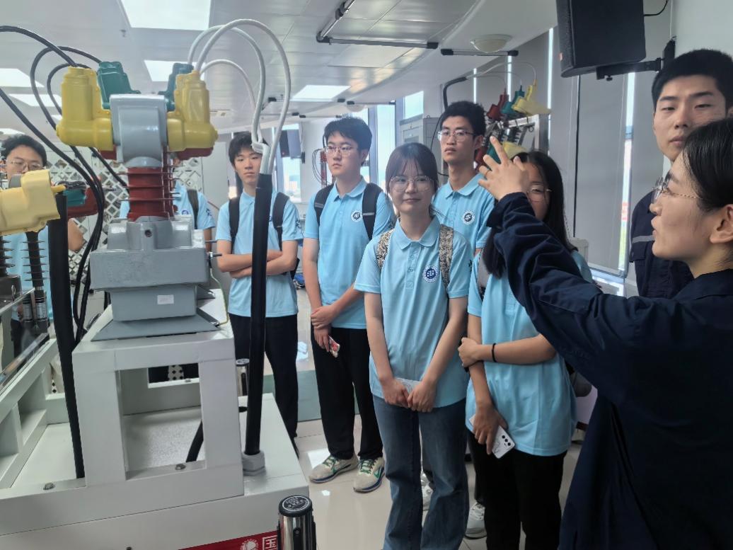 ߽նˣǿȷ桱ʵزηùѧԺõϢɼʵѵֻ