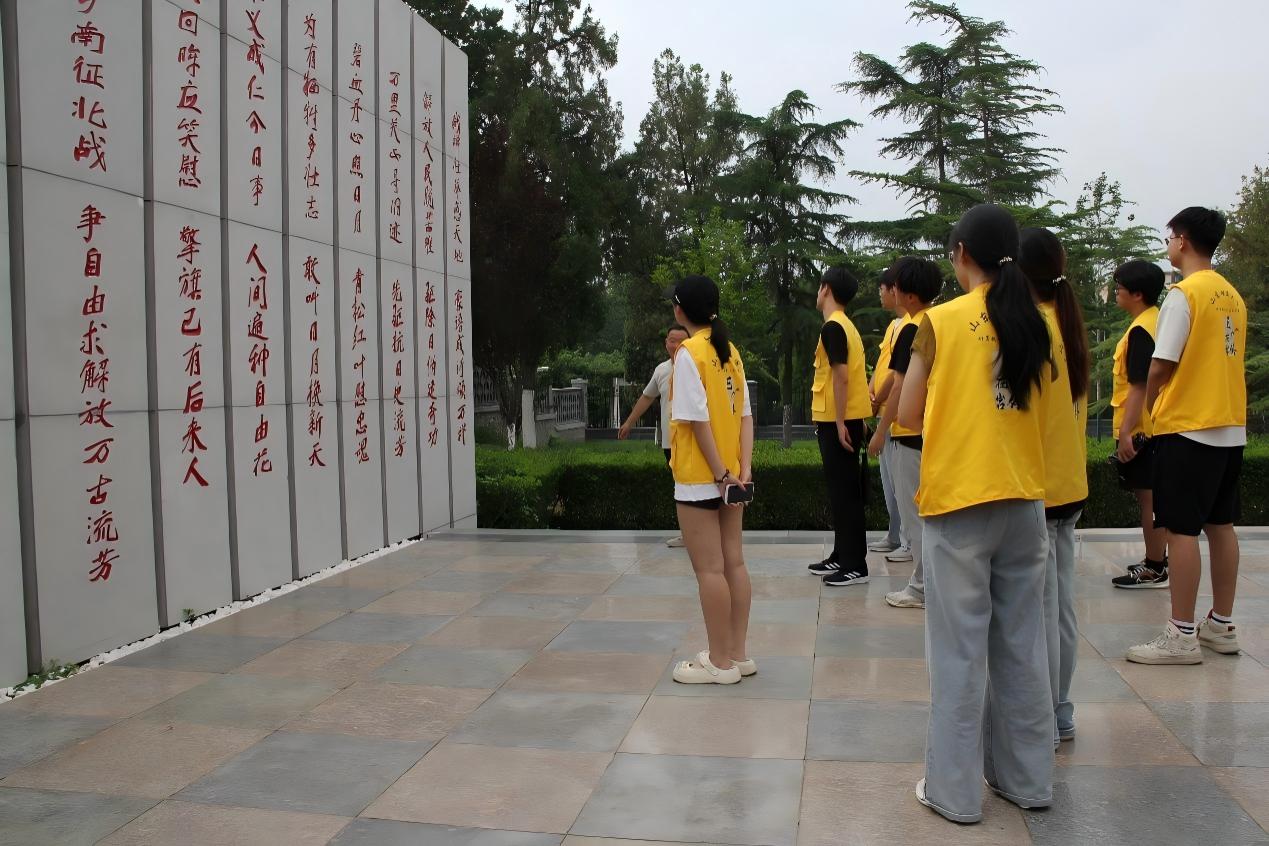 ɽѧE⡱ʵŸԴʿ԰ָܺɫ ഺɾ