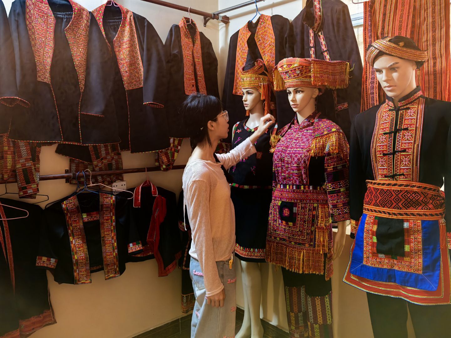 ʦѧǰ̡Ŷ̽Ѱں֮·